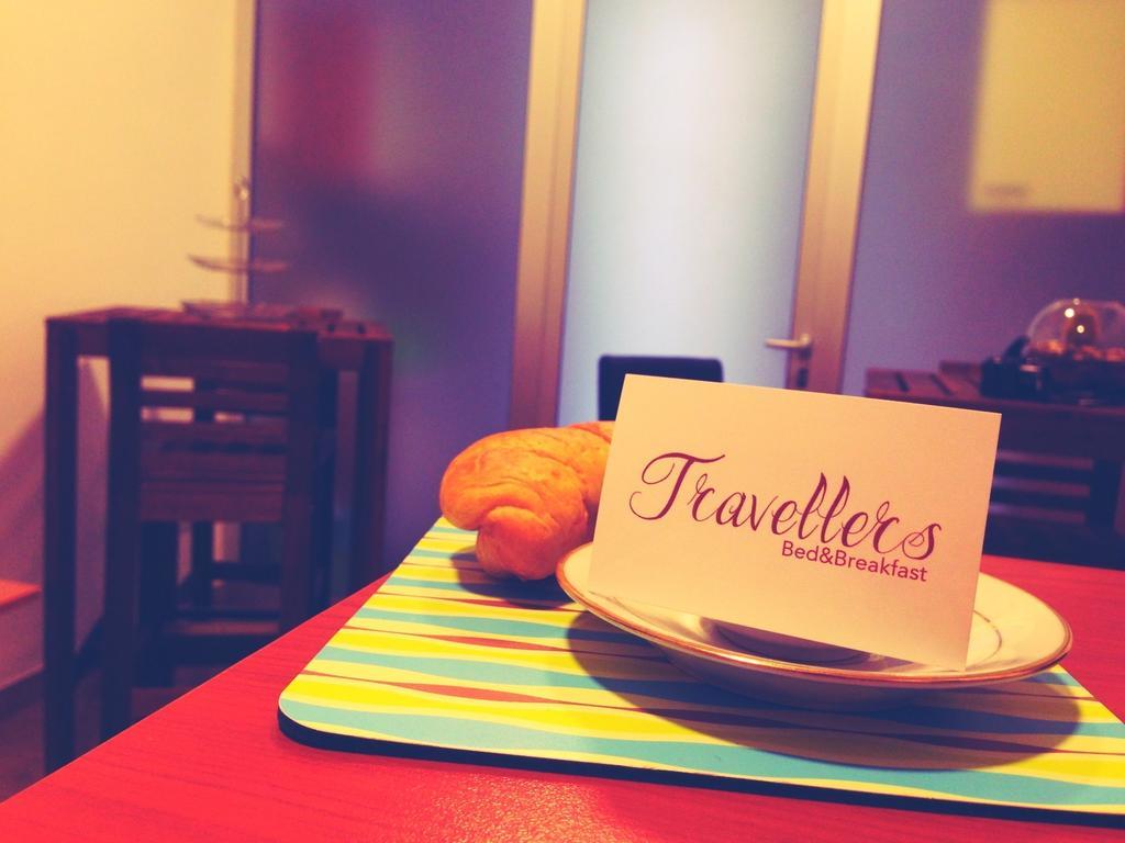 Bed & Breakfast Travellers Naples